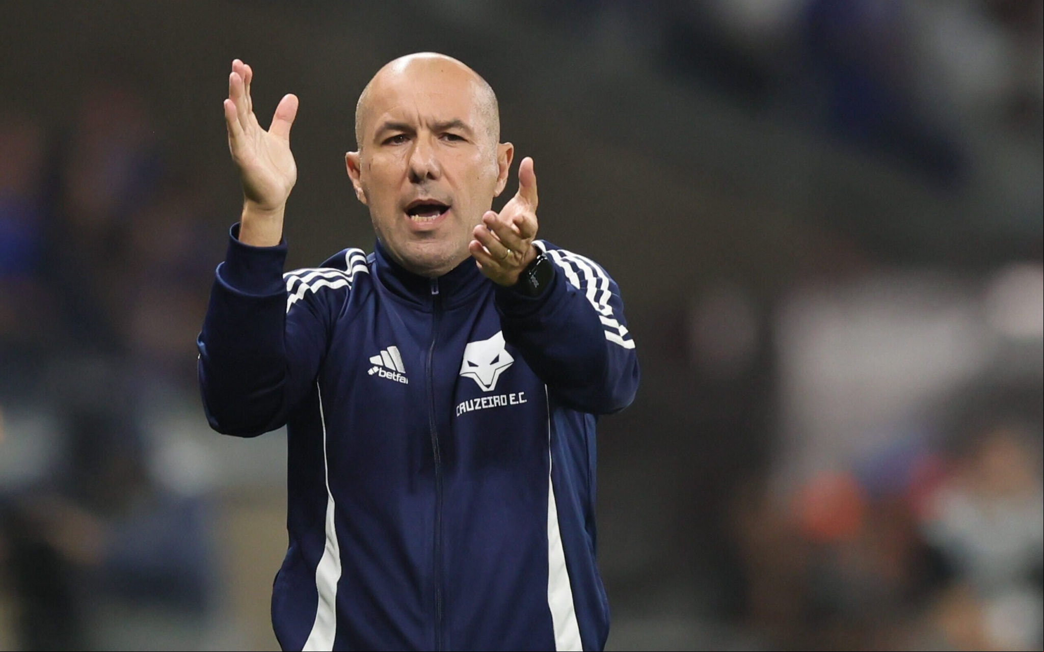 Cruzeiro, de Leonardo Jardim, busca a liderança do Brasileirão (Foto: Gilson Lobo/AGIF)