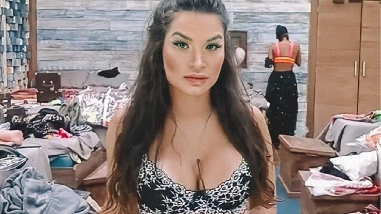 Antes de a assessoria de Raissa Barbosa divulgar o diagnóstico de síndrome de borderline, o comportamento da modelo era percebido de forma caricata